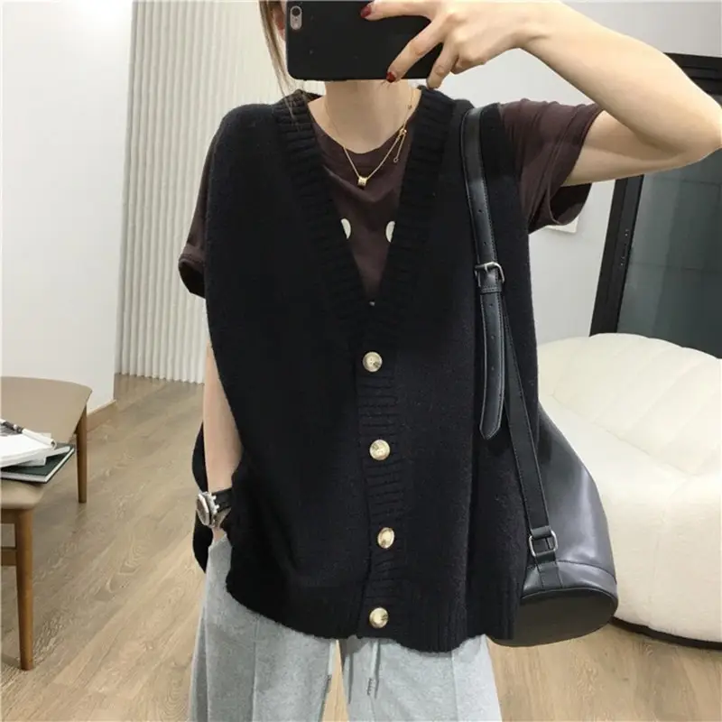 Women's V-Neck Knitted Sweater Vest Cream — feature 13