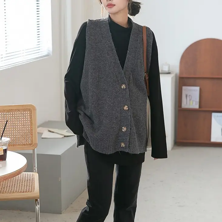 Women's V-Neck Knitted Sweater Vest Cream — feature 8