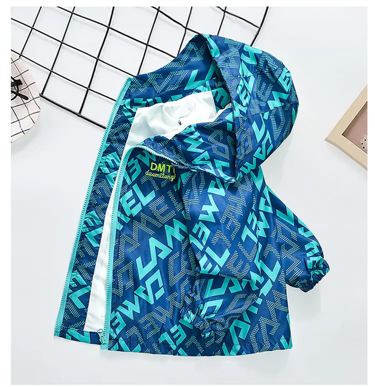 Boys' Blue Printed Mid-Autumn Coat 2025 — feature 2