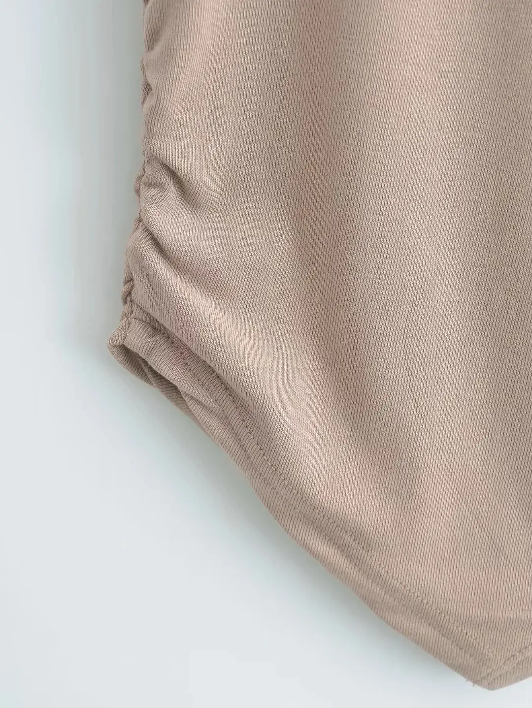 2023 Summer Women's Pink Pleated T-Shirt — feature 17