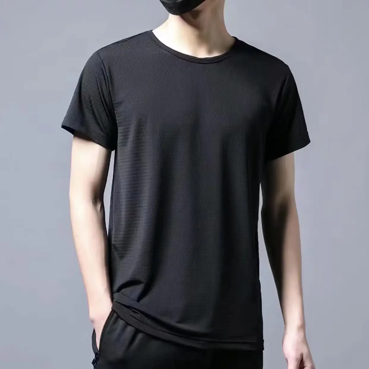 Men Black Ice Silk Sweat T-Shirt Short Sleeve - Image 4