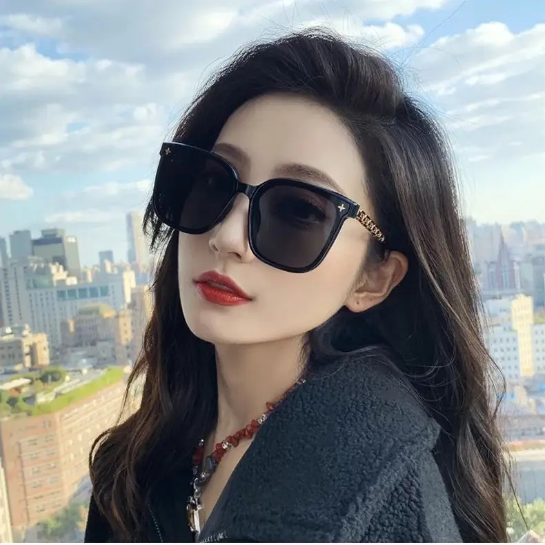 Women's Anti-UV Metal Sunglasses Cream White