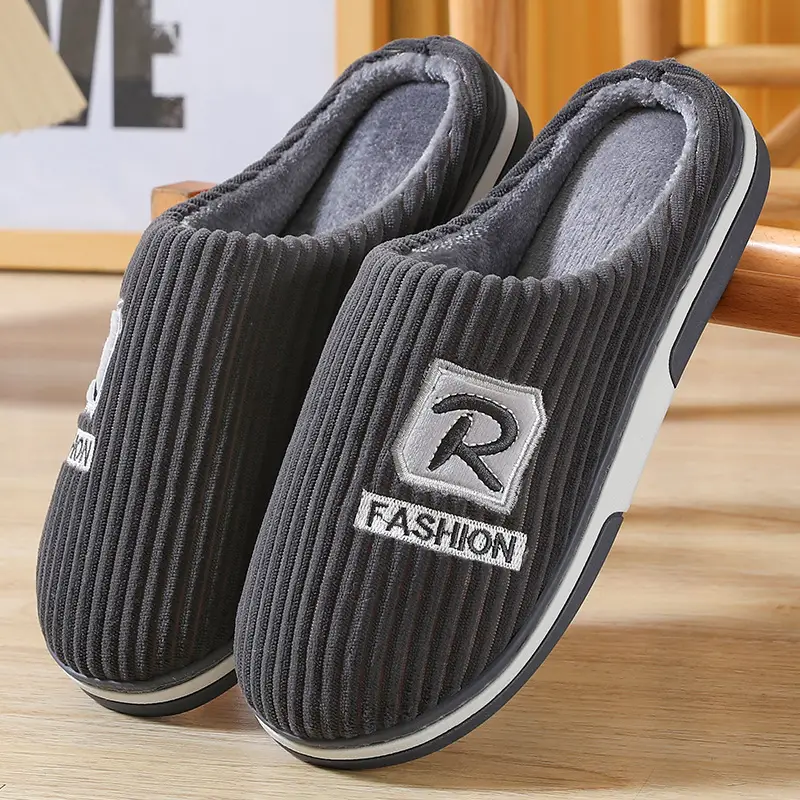 2023 Winter new men's cotton slippers indoor home non-slip warm fleece-lined thickened wholesale one-piece delivery