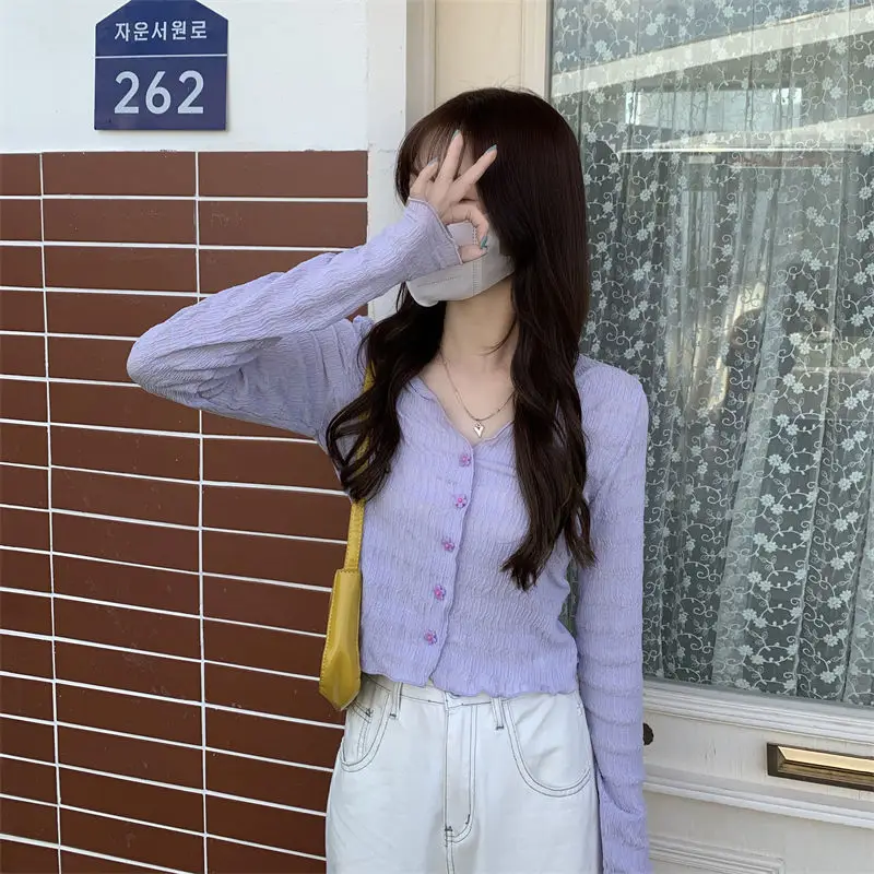 Hot Girl Summer Sunscreen Blouse Knitted V-Neck Long Sleeve — feature 19
