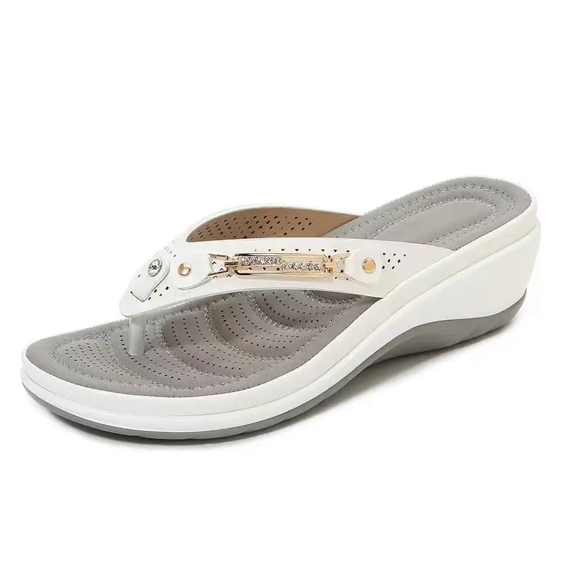 Women's Beige Pearl-Decorated Beach Sandals Large