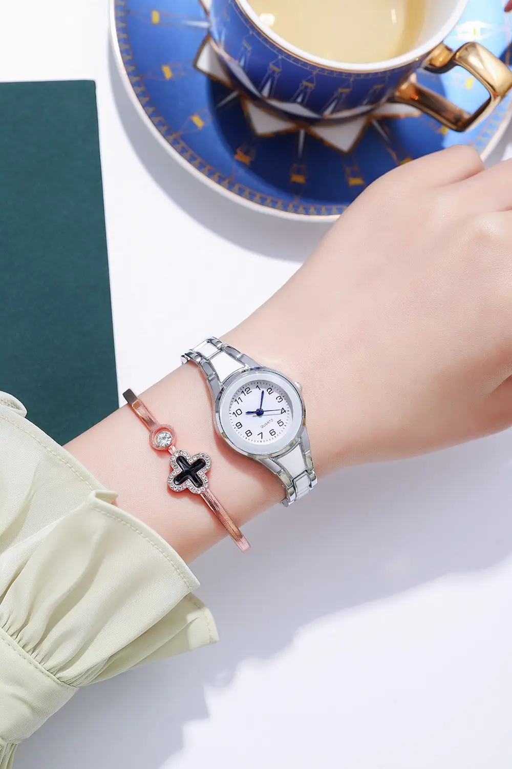 Women's Digital Watch Silver Steel Band Small Dial — feature 7