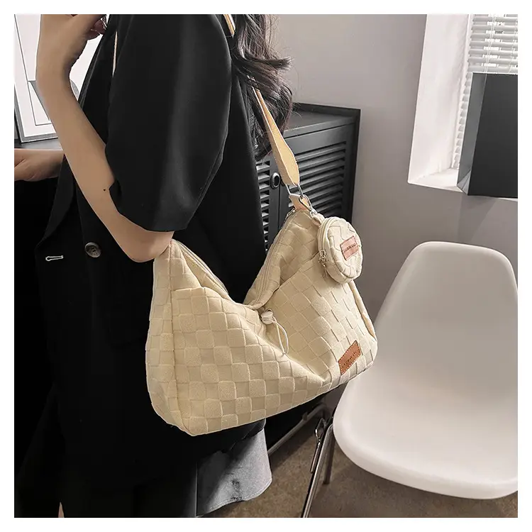 Women's Beige Woven Shoulder Tote Bag Spring 2023 — feature 20