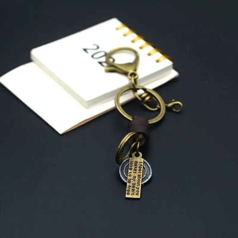 Manufacturer's Handmade Vintage Leather Woven Keychain Accessories Lobster Clasp Versatile Leather Cord Semi-Finished DIY Pendant Office, culture - Image 6