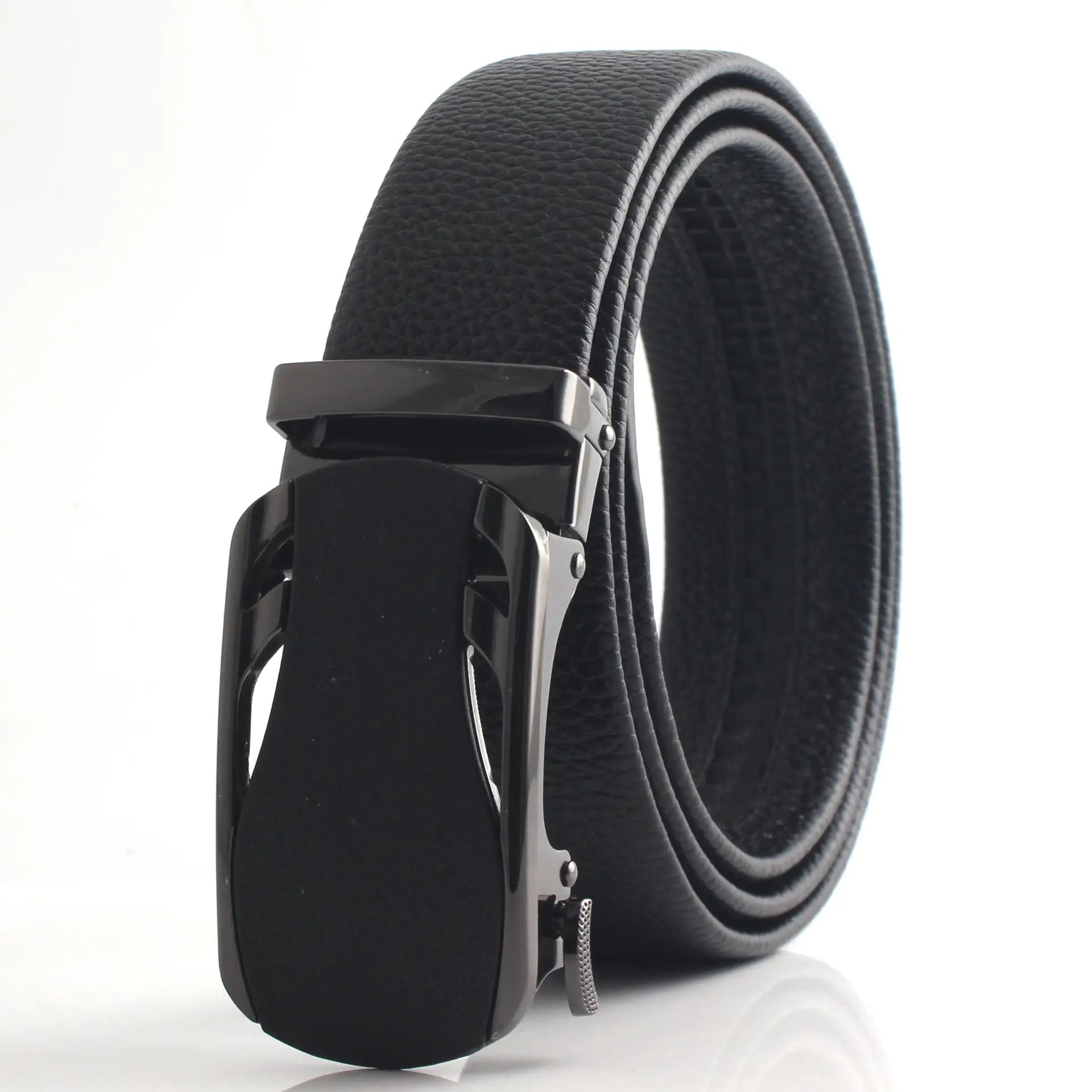 Men's Black Leather Belt with Gold Buckle - Image 2