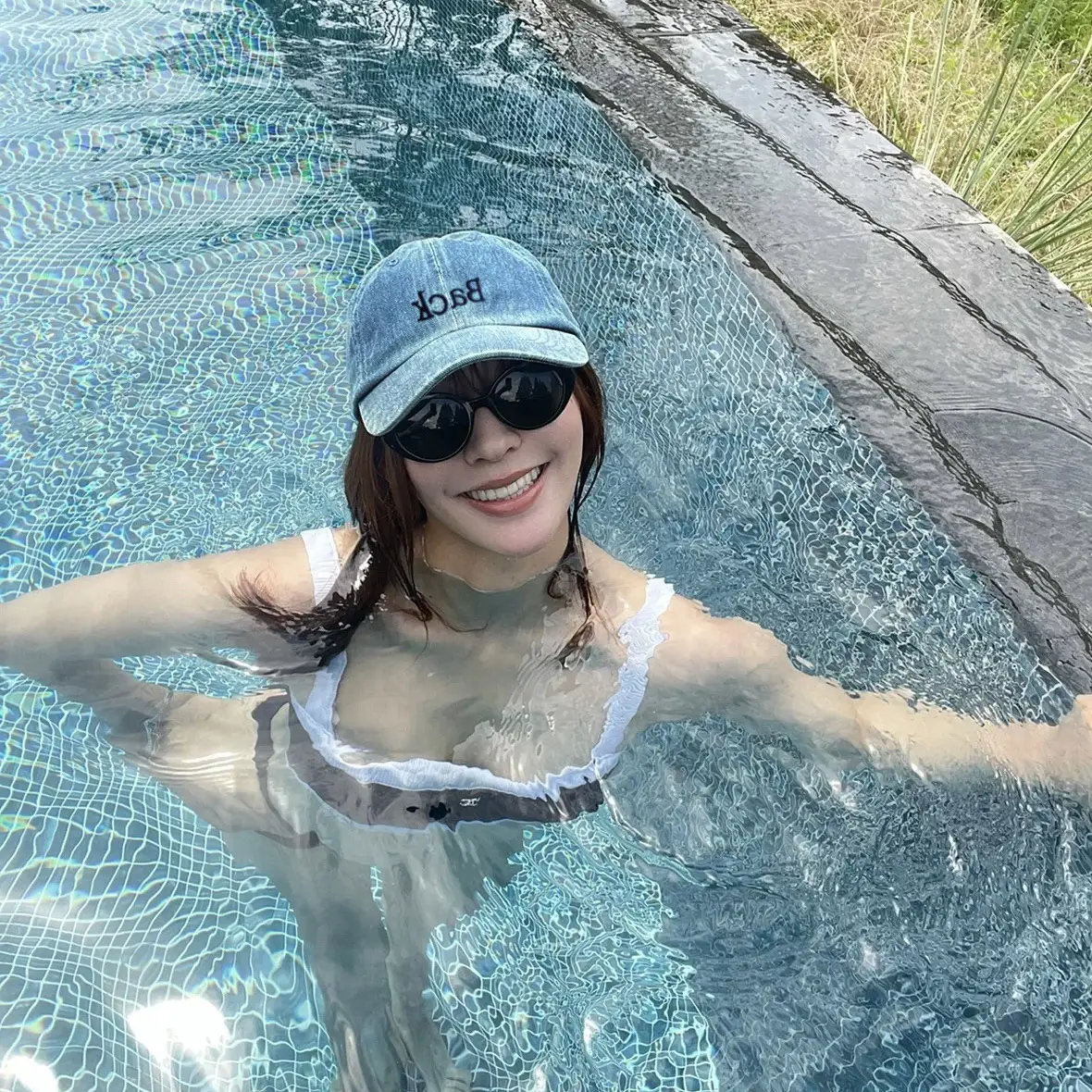 Women's Cowboy Brim Sunshade Cap with Old English Letter - Image 11