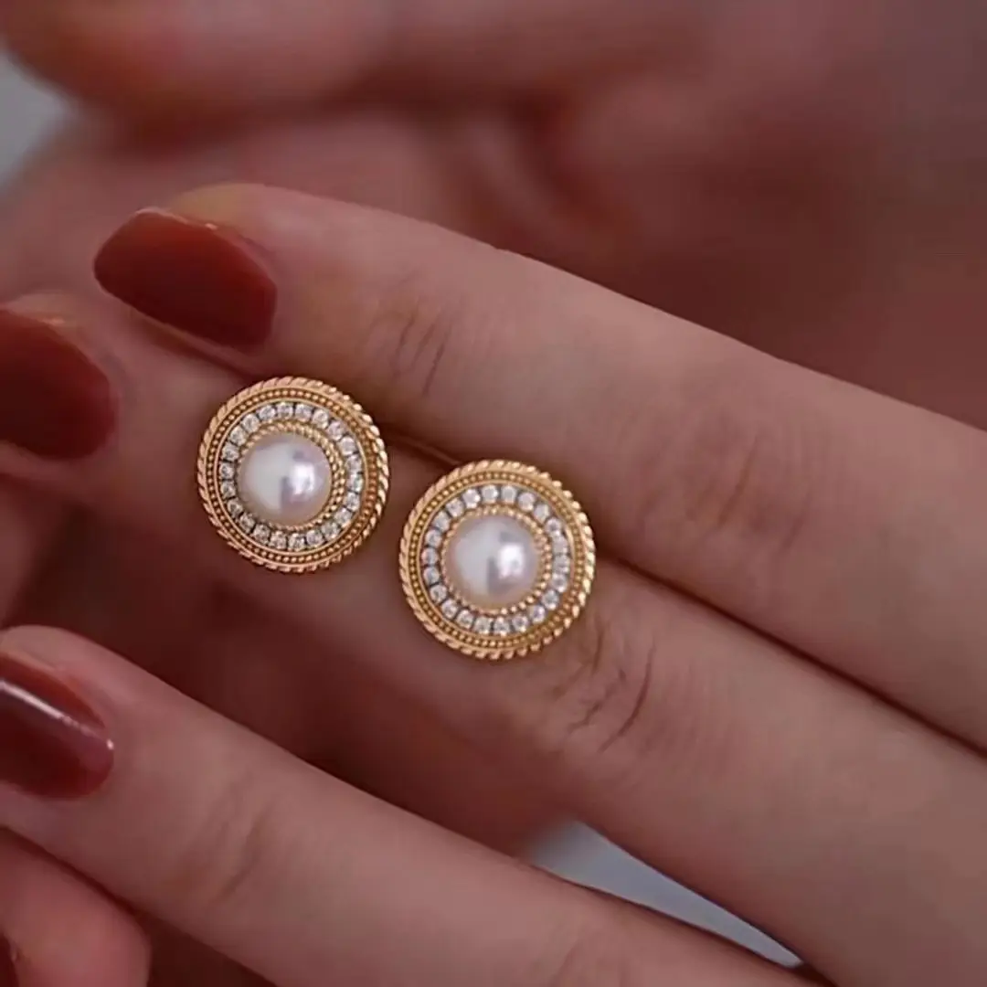 French Retro Pearl Earrings with Compass Design - Image 3
