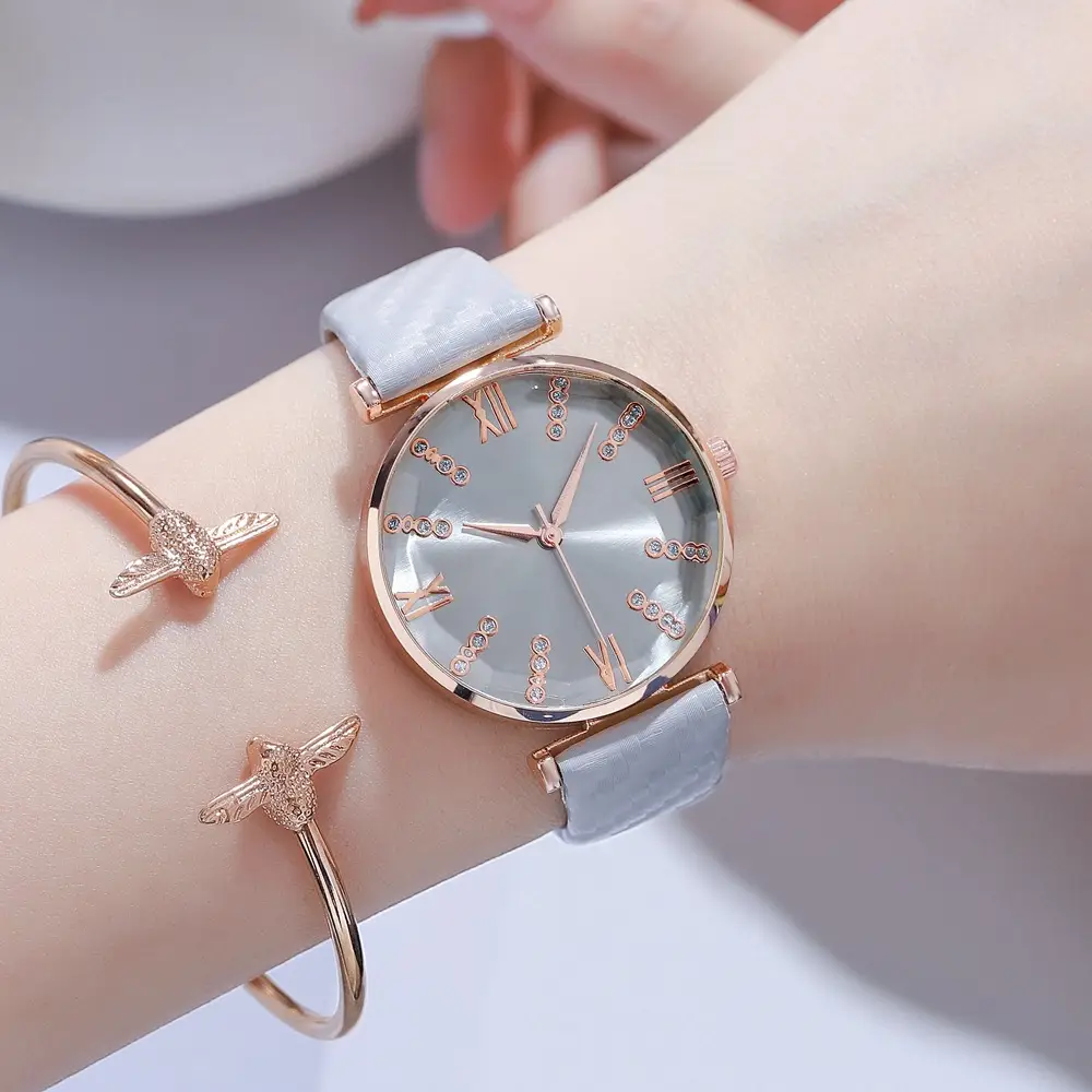 Women's Rose Gold Roman Dial Watch with Beige Strap - Image 9