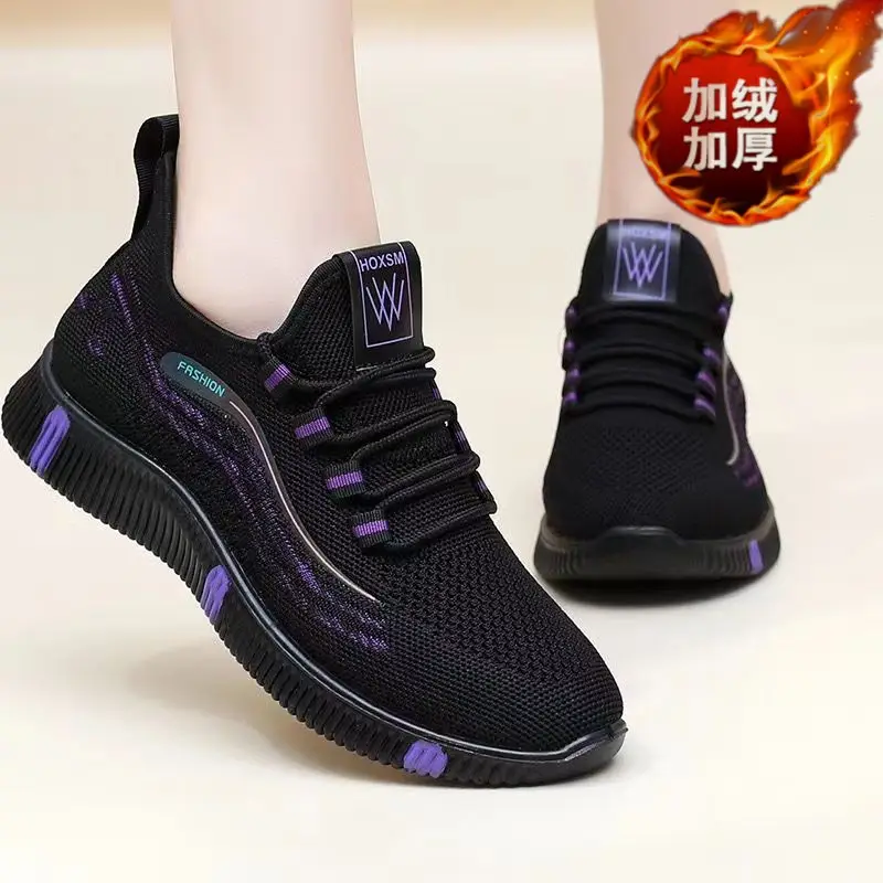 Autumn and winter plus velvet new flying weaving women's shoes walking lightweight soft bottom sports shoes all-match casual shoes cotton shoes - Image 4