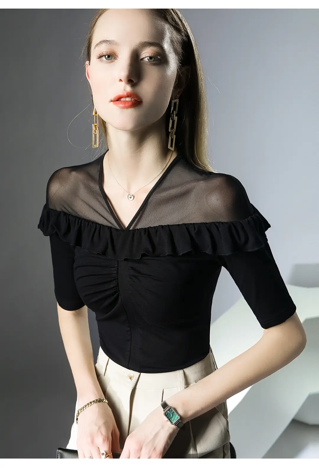 Western-style ruffled top micro-transparent mesh half sleeve black — feature 8