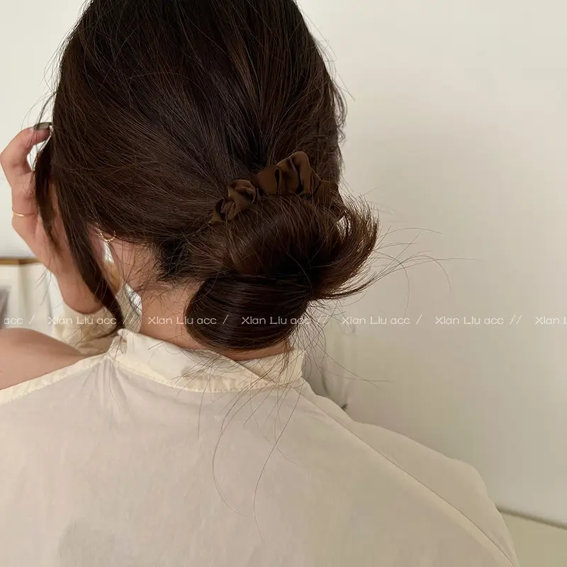 Autumn New Curry Hair Rope French High-end Headwear Satin Large Bowel Ring - Image 4