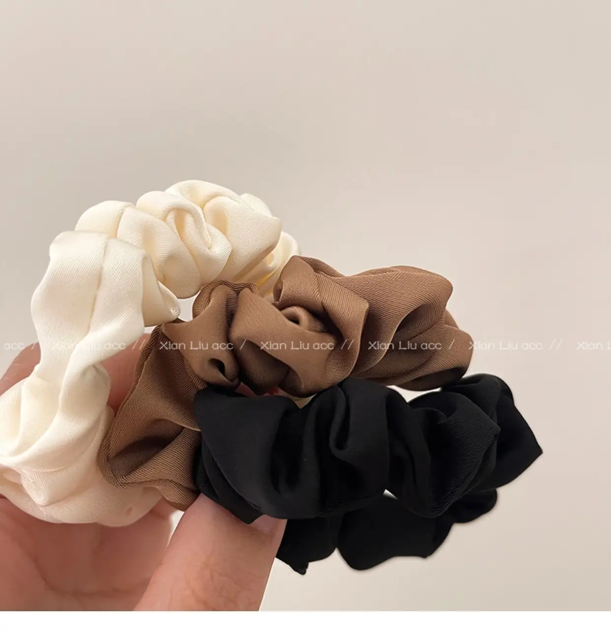 Autumn New Curry Hair Rope French High-end Headwear Satin Large Bowel Ring — feature 2