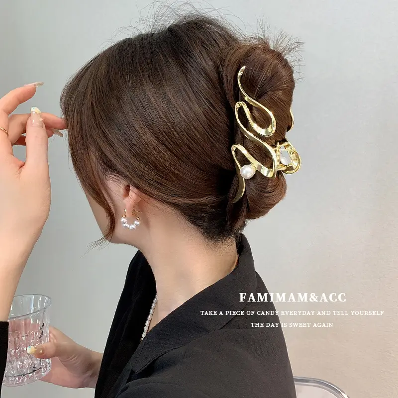 Metal Shark Clip for Women's Hairpin Large Size - Image 11