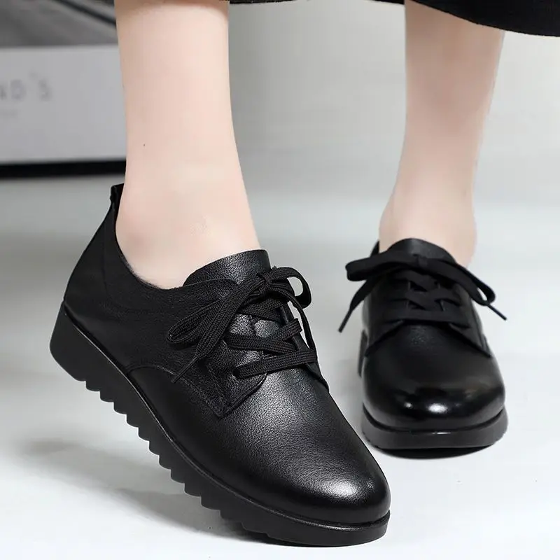 Women's Black Leather Flat Work Shoes for Restaurant & Hotel Use