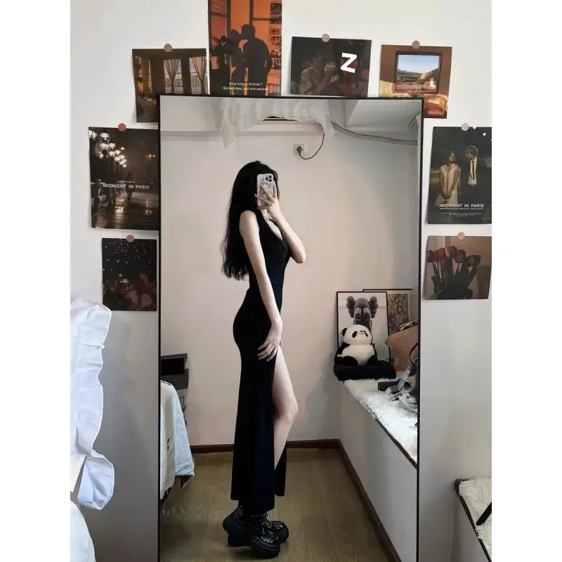 夏装2023年新款女辣妹包臀紧身茶歇法式连衣裙子黑色长裙性感