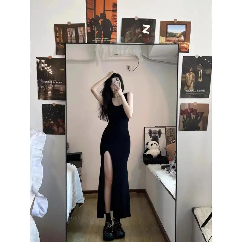 Black Hip-Hugging Slim Fit Dress for Girls 2025 - Image 4