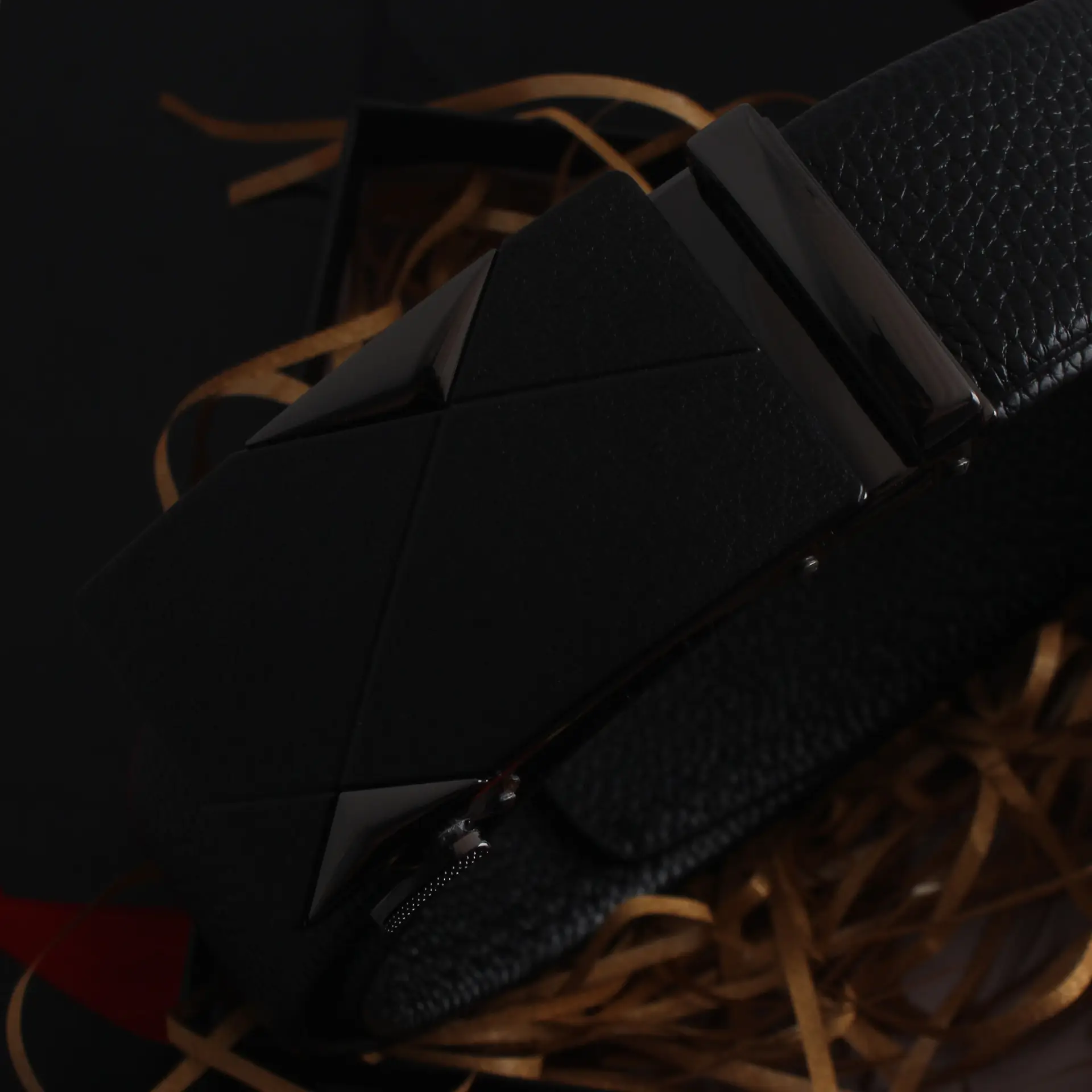 Hongsheng Men's Black Leather Belt with Automatic Buckle β feature 4