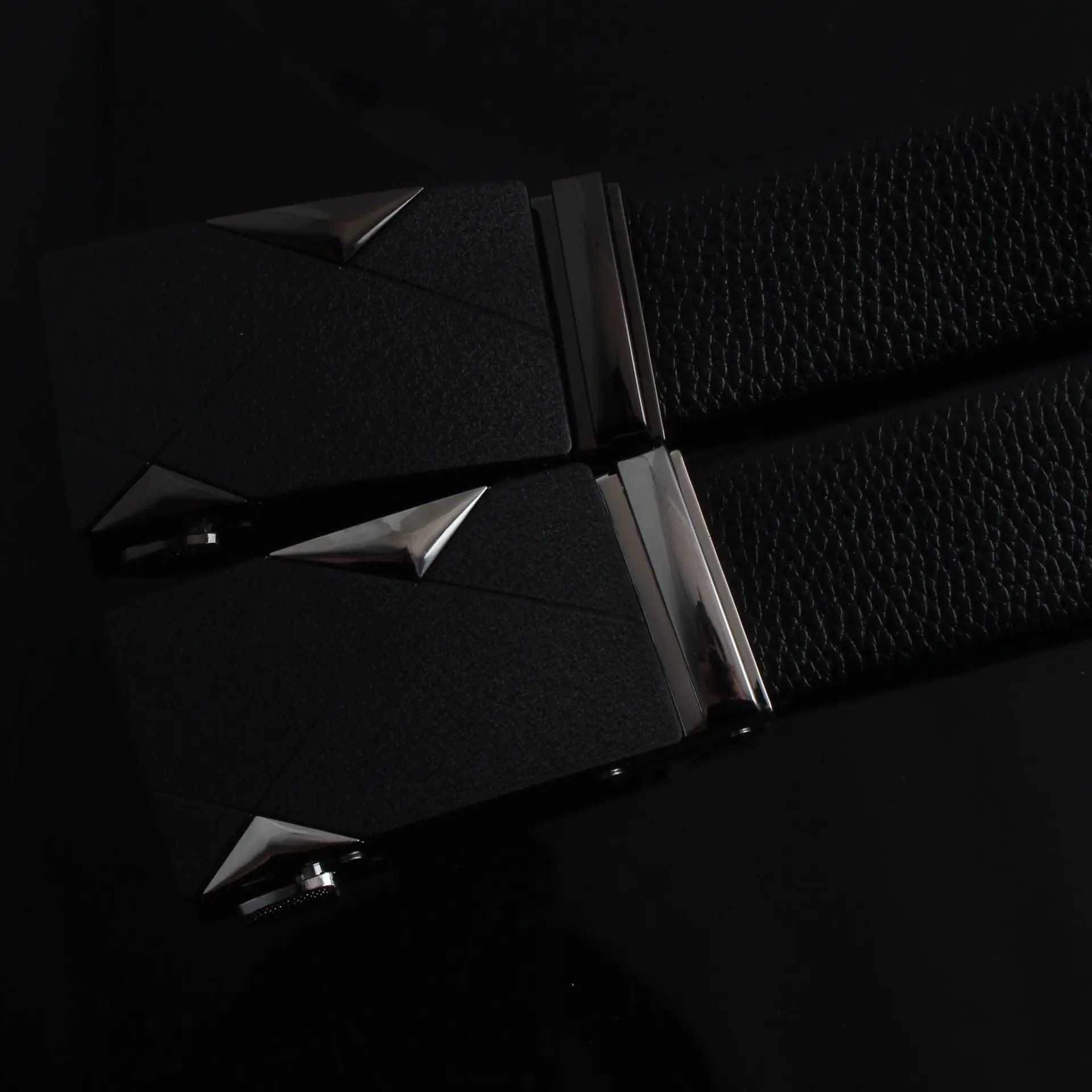 Hongsheng Men's Black Leather Belt with Automatic Buckle β feature 5