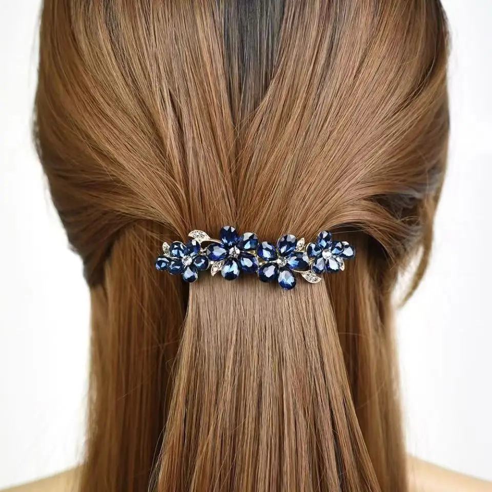 Crystal Hollow Hair Clip for Women Gold Sparkle - Image 8