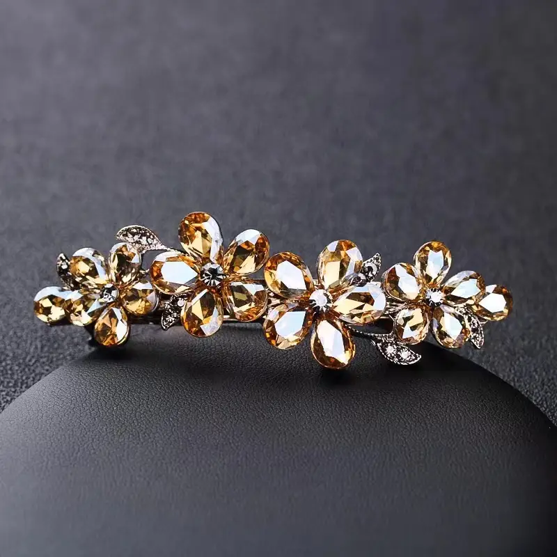 Crystal Hollow Hair Clip for Women Gold Sparkle - Image 3