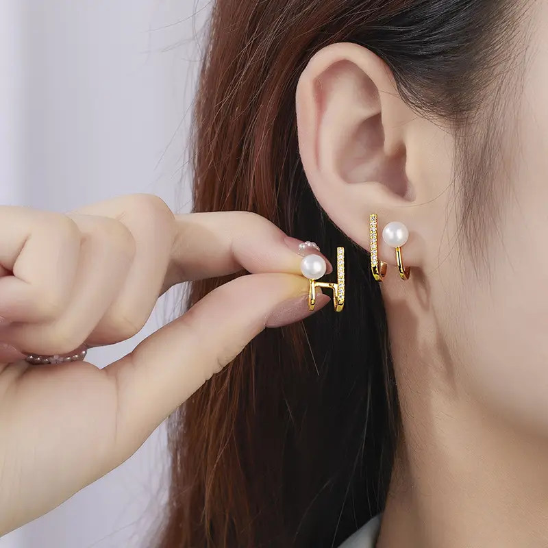 Korean Temperament Pearl Earrings 18K Gold Plated