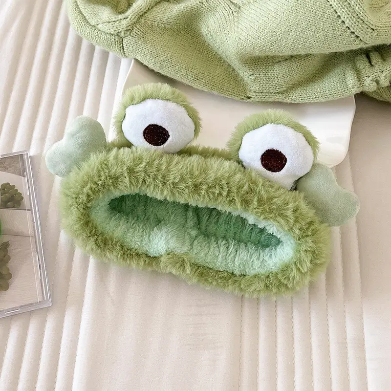 Cute Frog Headband for Women Green Plush Hair Hoop - Image 6