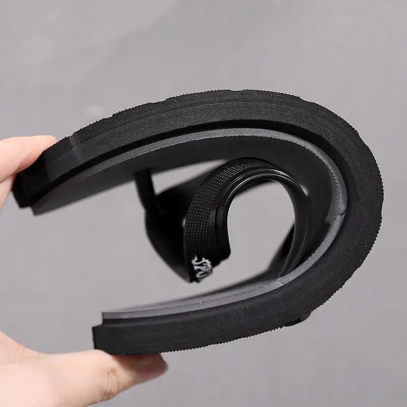 2024 Men's Black Flat Thong Sandals — feature 18