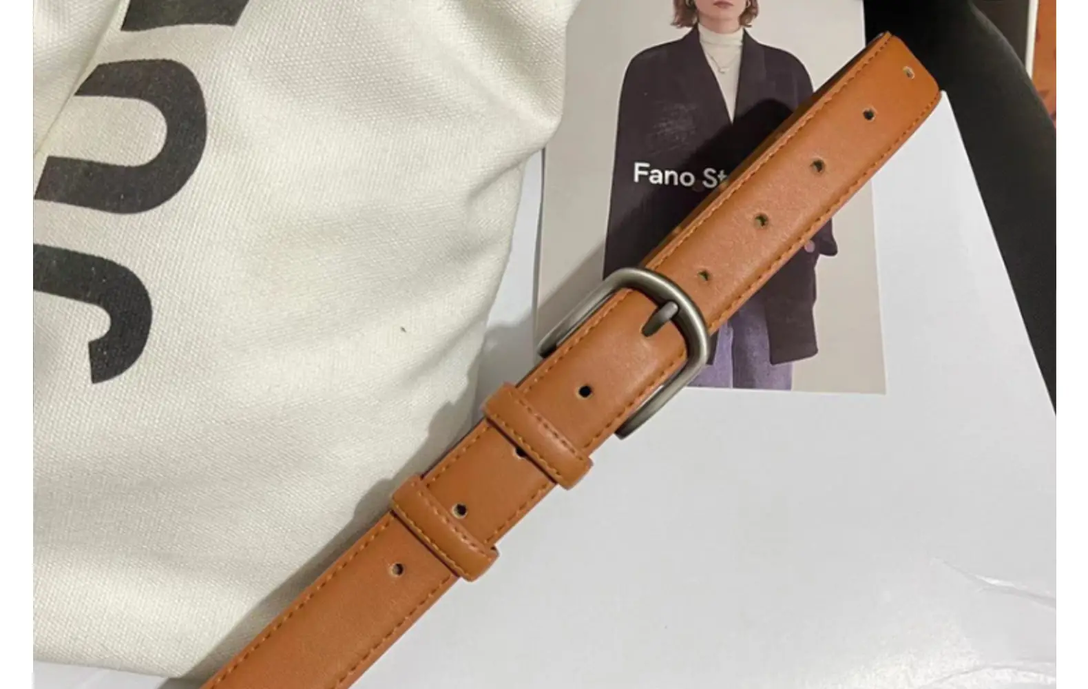 Women's Tanned Leather Belt Retro Style Black — feature 26