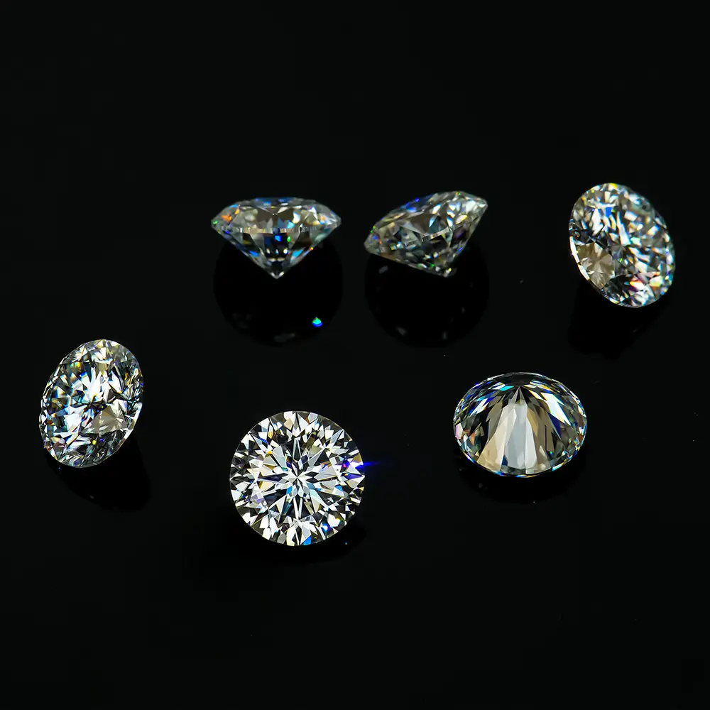 Wuzhou Gemstone 1 Carat Round Moissanite Ring - Image 4