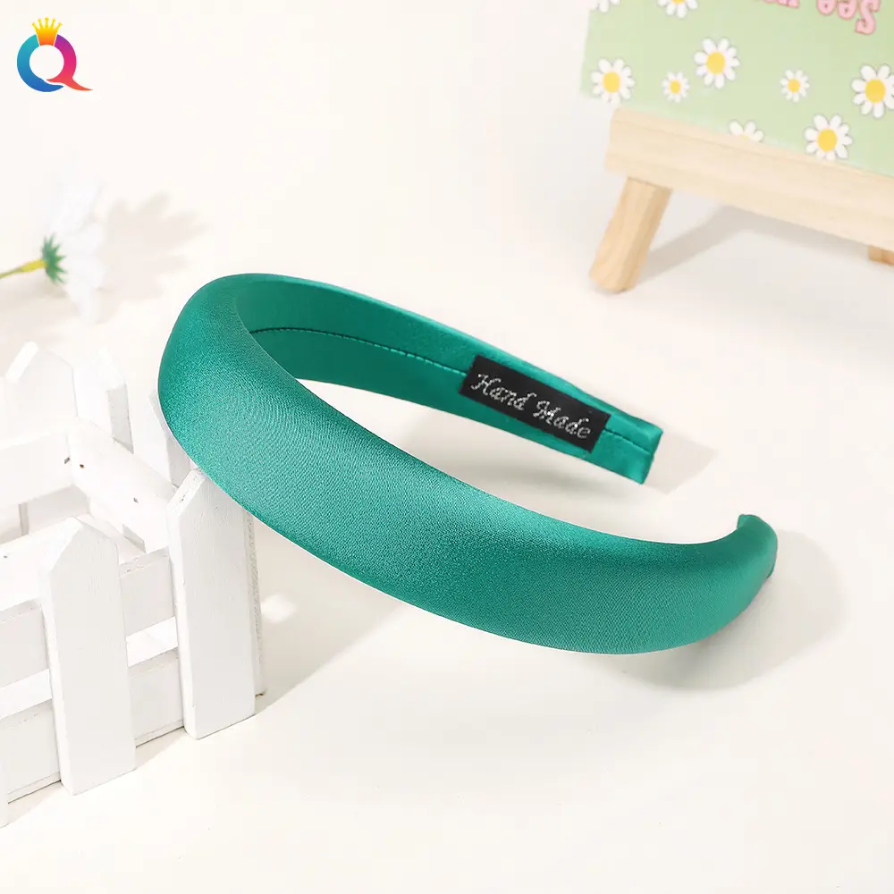 Wide-Brimmed Headband with Face Wash & Hair Accessories
