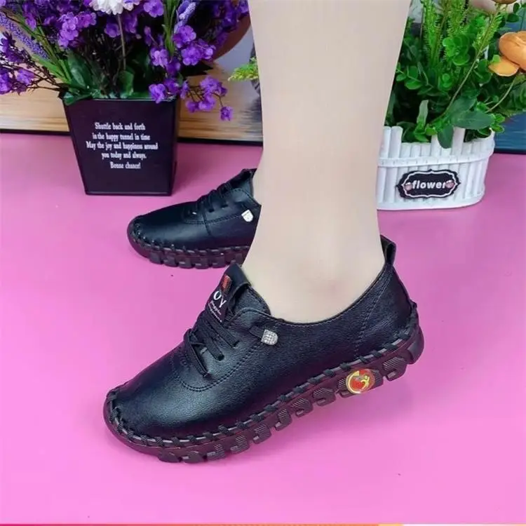 Soft Leather Single-layer Shoes Summer Comfortable Flat Lace-up Shoes for Moms Wide and Chubby Feet Beef Sole Soft Bottom Middle-aged Women's plus size Shoes — feature 7