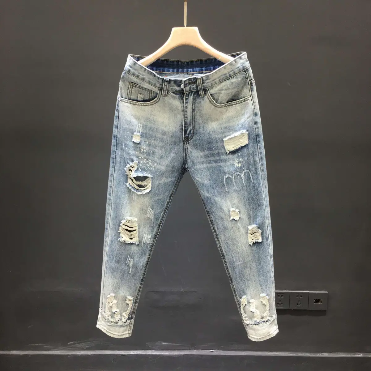Men Ripped Cropped Jeans 2023 New Style - Image 5