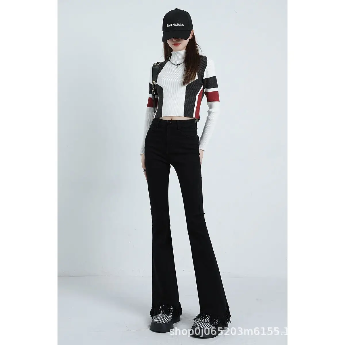 Black Micro La Jeans Women's Flared Pants for Petite — feature 2
