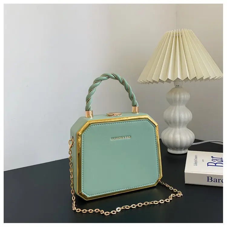 Women's Candy Color Chain Shoulder Bag 2024 - Image 3