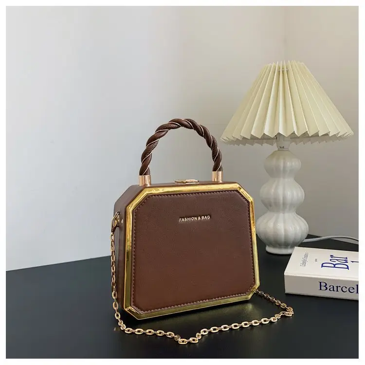 Women's Candy Color Chain Shoulder Bag 2024 - Image 5