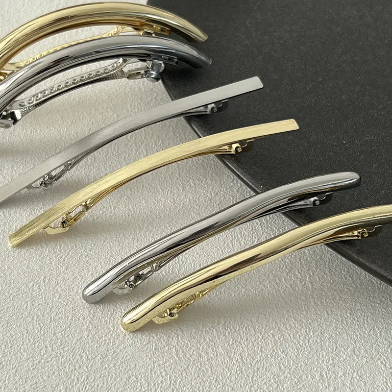 Niche Design Metal Hairpin with Gold & Silver Finish - Image 10
