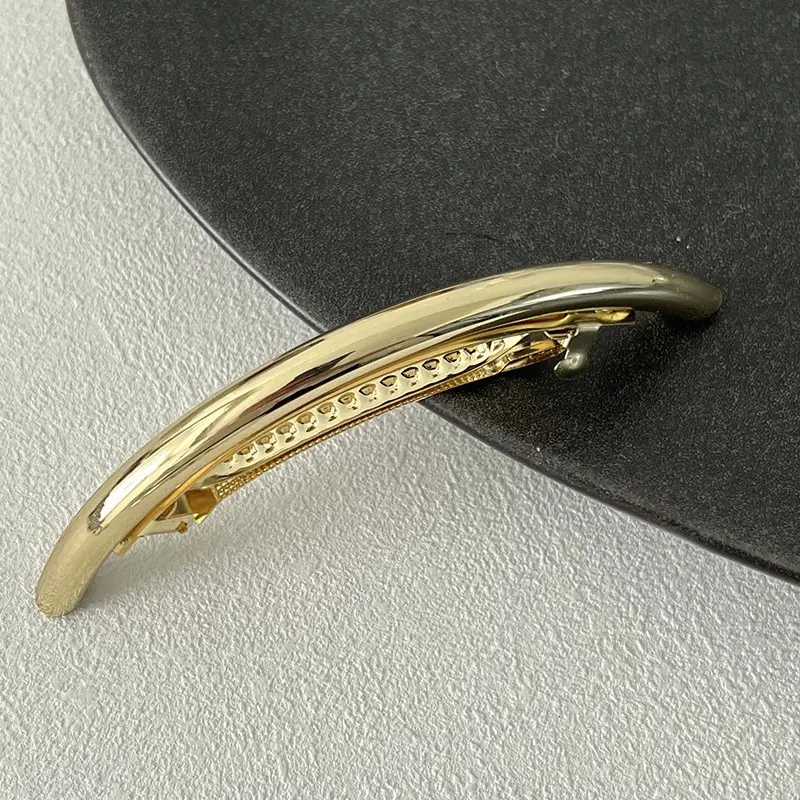 Niche Design Metal Hairpin with Gold & Silver Finish - Image 5