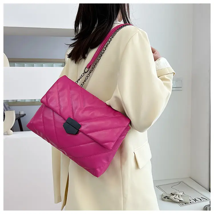 Black Quilted Crossbody Bag for Women 2023 — feature 12