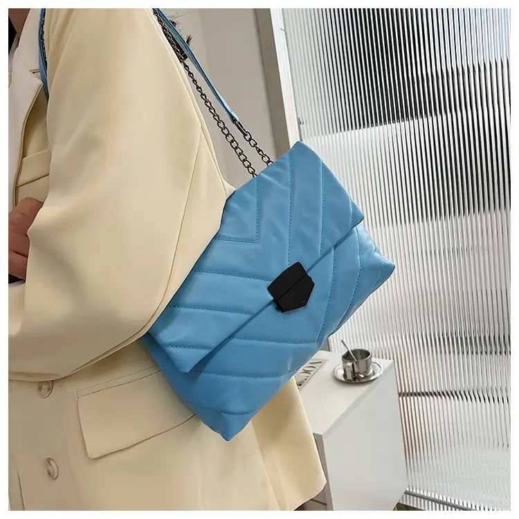 Black Quilted Crossbody Bag for Women 2023 — feature 17