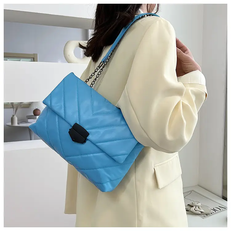 Black Quilted Crossbody Bag for Women 2023 — feature 18