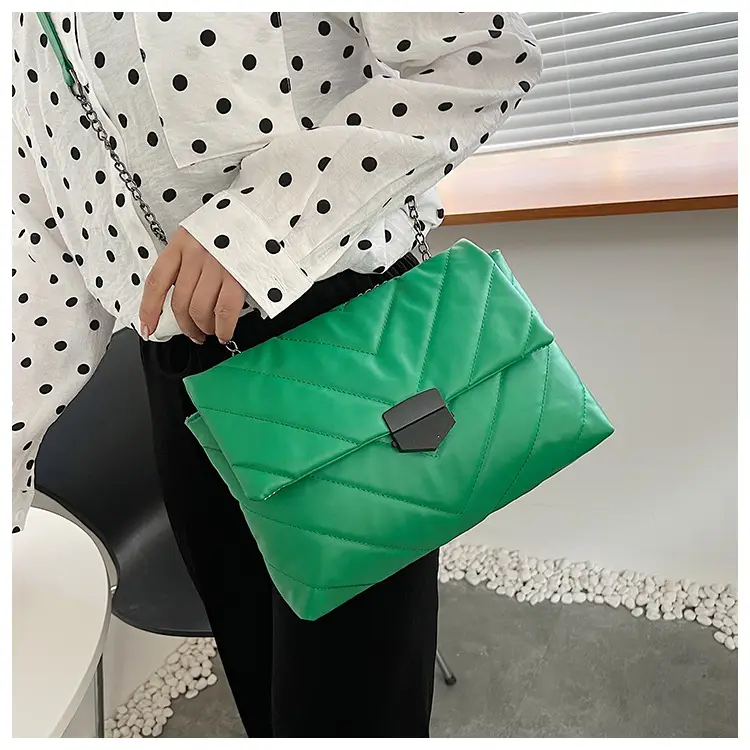 Black Quilted Crossbody Bag for Women 2023 — feature 22
