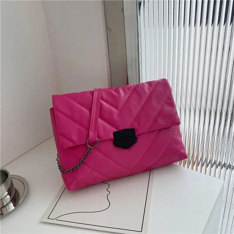 Black Quilted Crossbody Bag for Women 2023