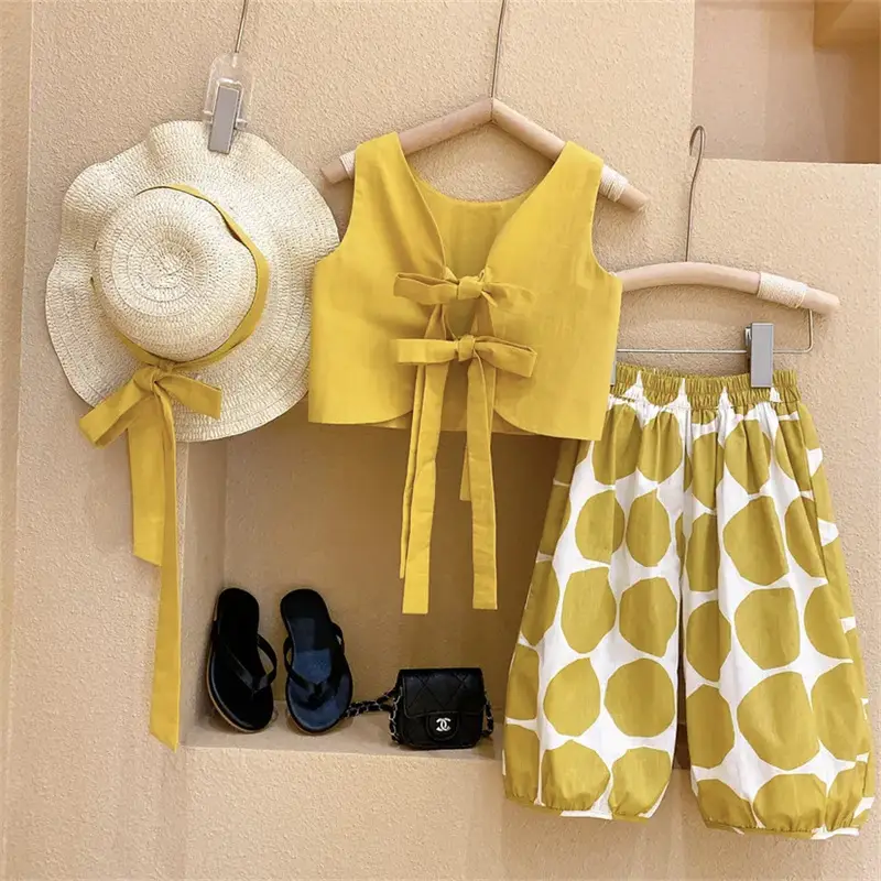Girls Korean Pastoral Backless Vests Polka Dot Bloomers Set — feature 4