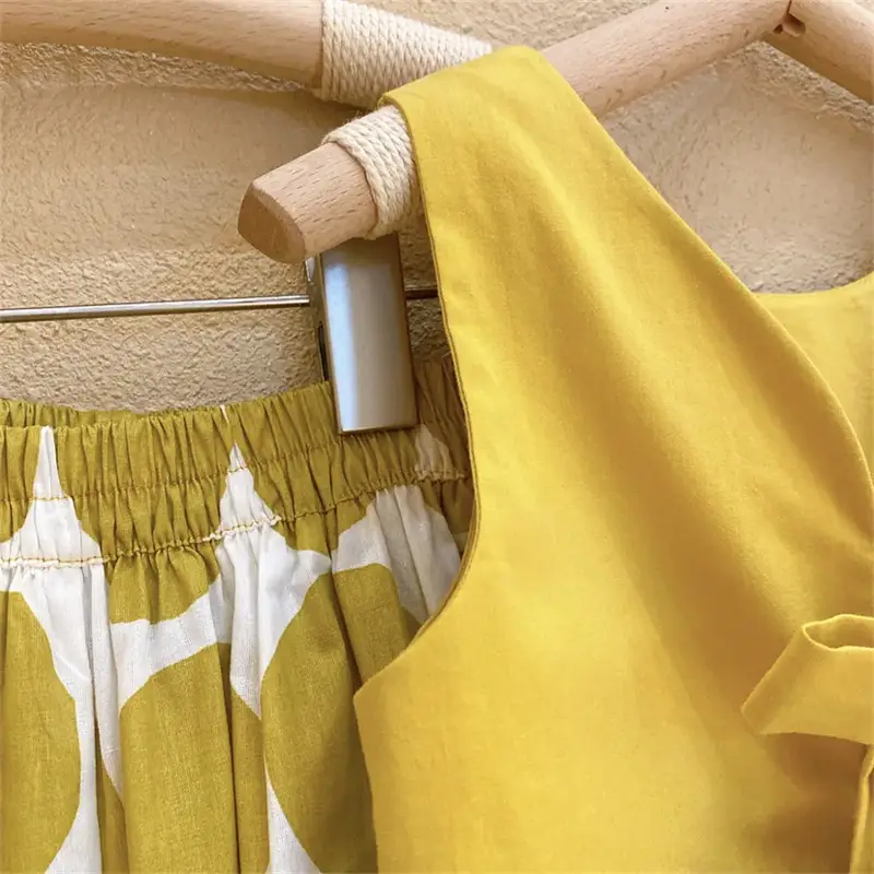 Girls Korean Pastoral Backless Vests Polka Dot Bloomers Set — feature 9
