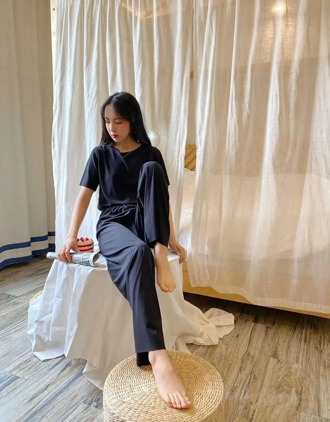 Ice Queen Three-Piece Set for Women 2026 Spring and Summer New Loose-Fitting Casual Ice Silk Soft Suit Home Wear — feature 8