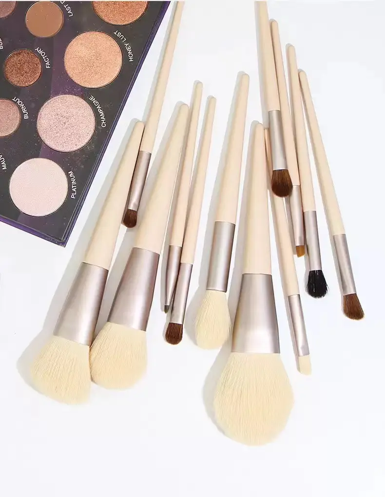 12-Piece Makeup Brush Set Soft Animal Hair for Blush & Concealer β feature 14